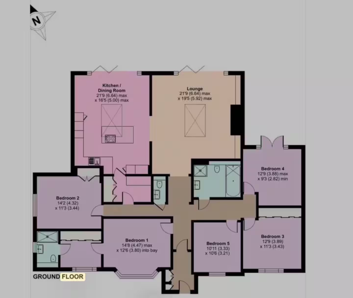 Ground floor plan of Kiwi Pines showing the kitchen and dining room, lounge, five bedrooms and bathrooms, all on one level